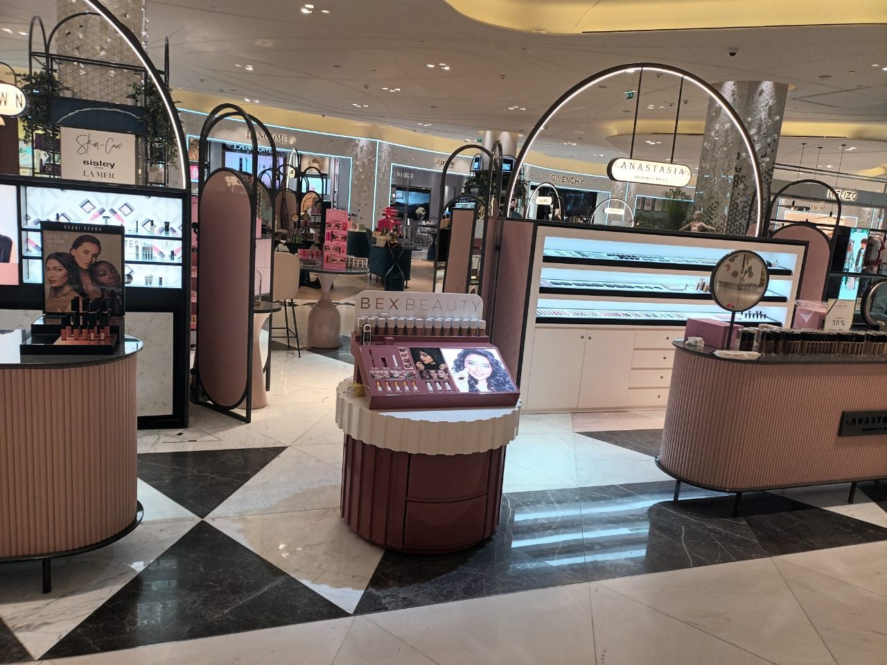 Bex Beauty unit at Tryano