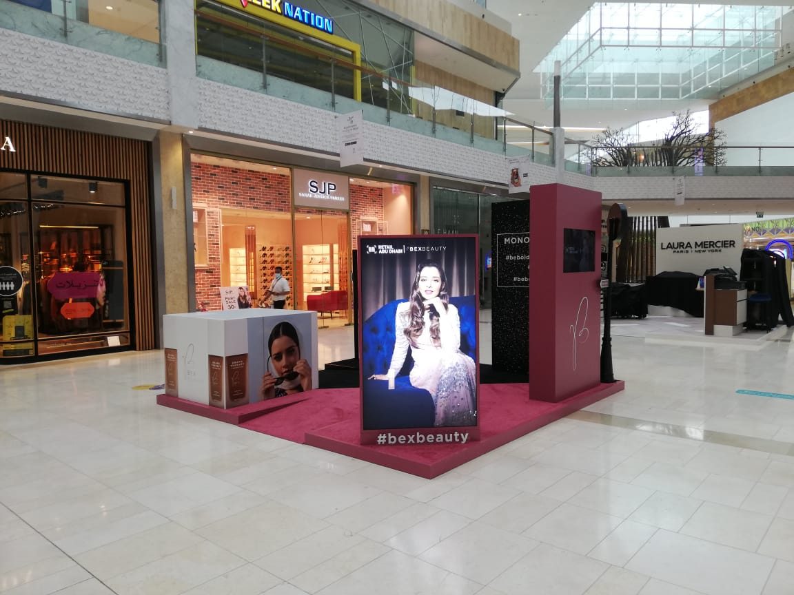 Custom counter display in a Dubai mall by Infinite Creations