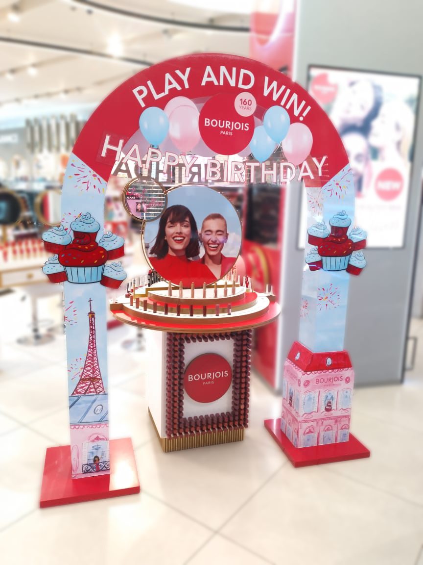 Birthday Celebration event, Play and win display