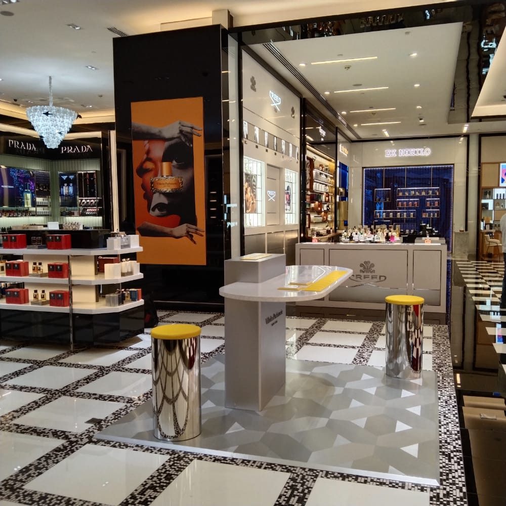 Mall Podium exhibition stand, Perfumery display