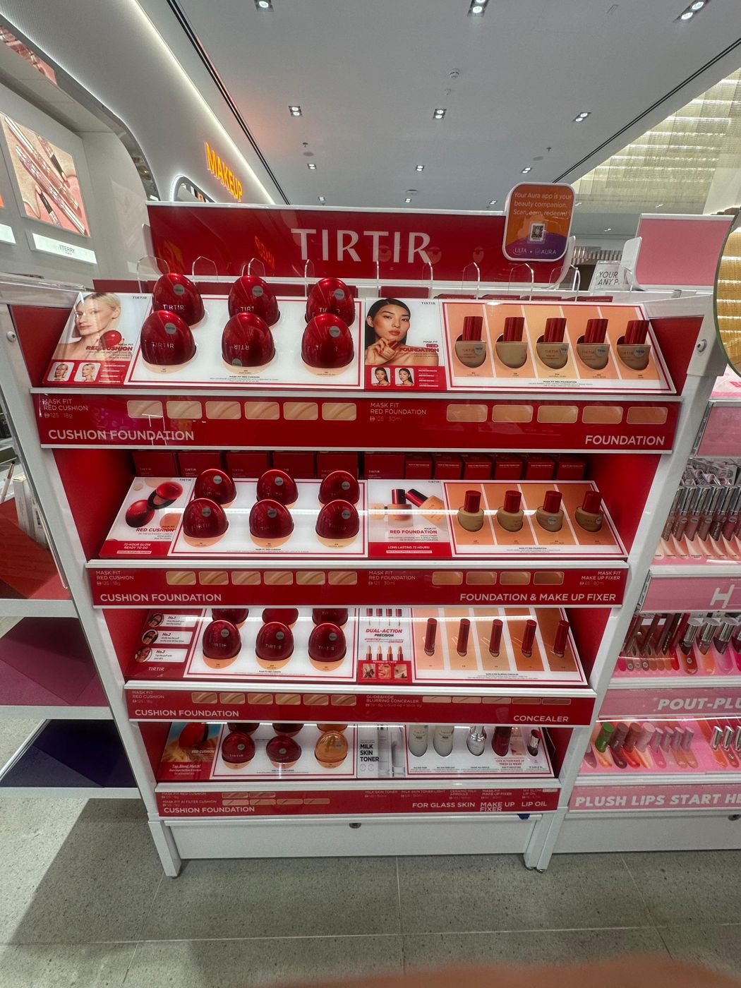Tirtir Gondola, red branded display