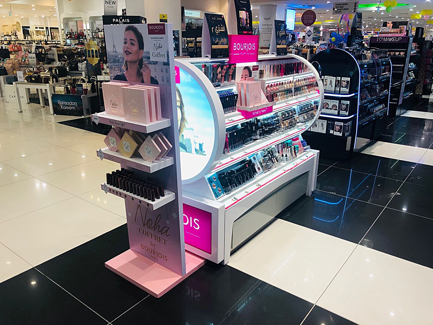 Bourjois Display in-store branding, Illuminated gondola