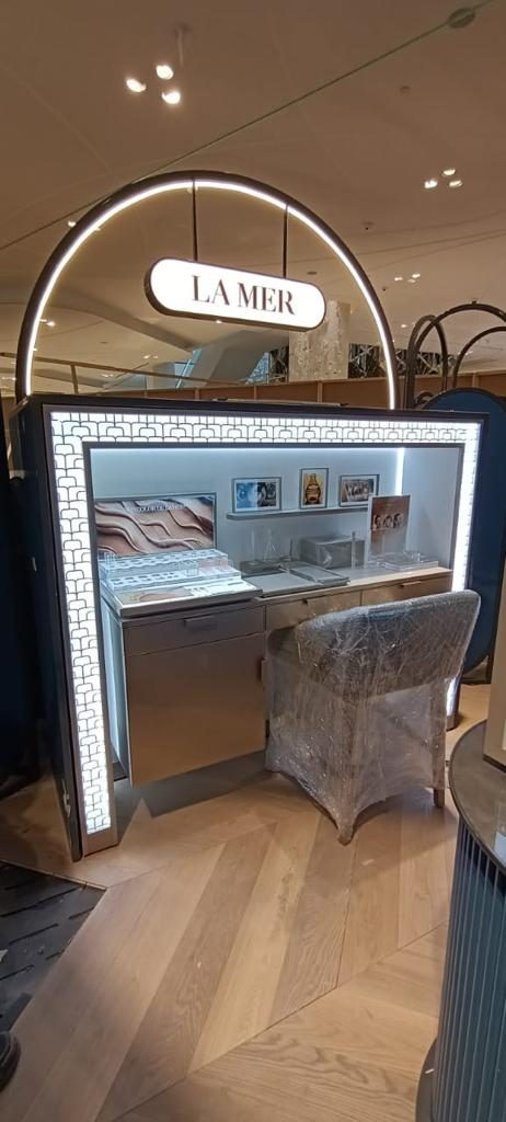 Premium skincare vanity display