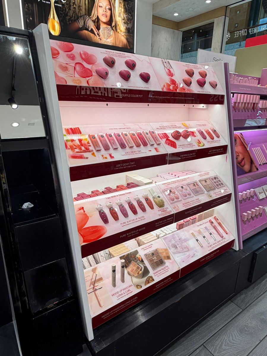 Branded retail display shelves
